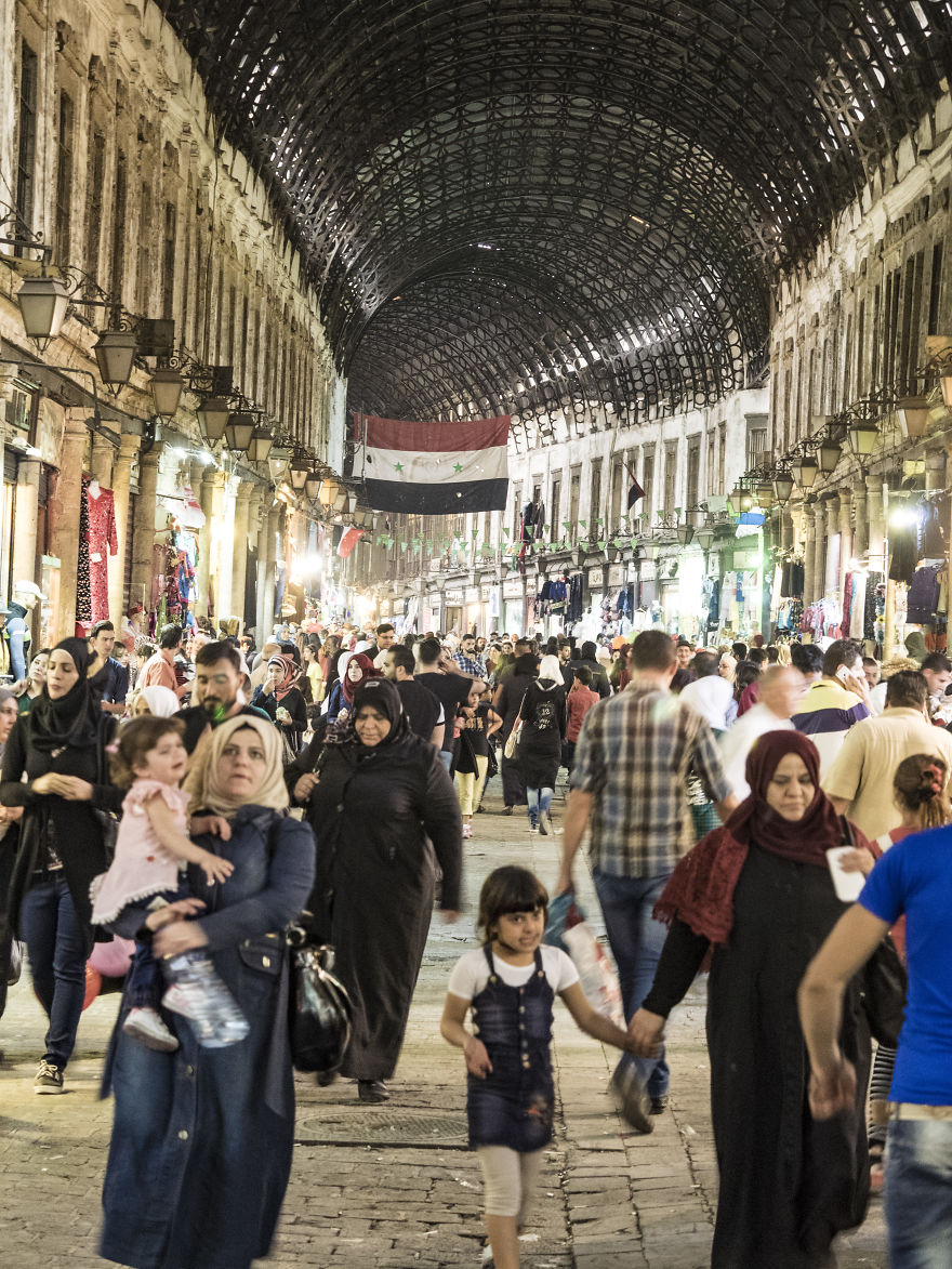 السوق فى دمشق
