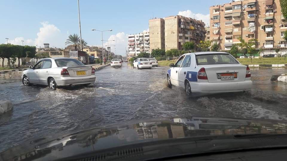 غرق أحد الشوارع بمحافظة بورسعيد