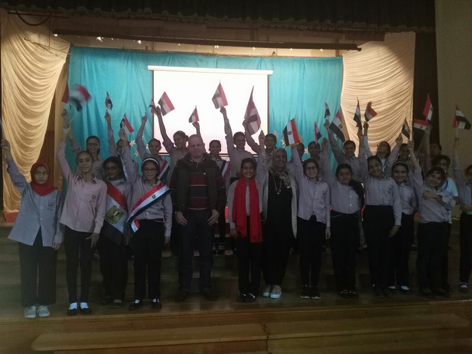كلية النصر للبنات بالإسكندرية تنظم احتفالية يوم فى حب مصر