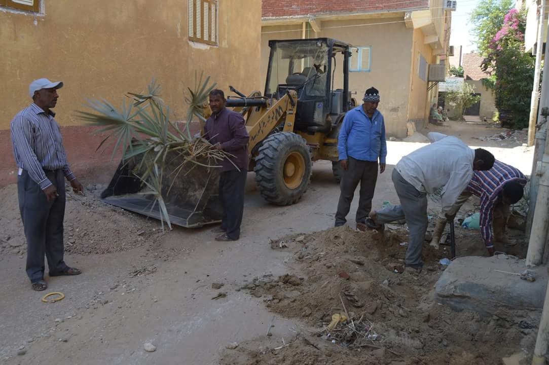 موظفى مجلس مدينة الخارجة