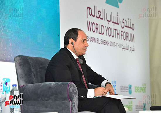 لقاء الرئيس عبد الفتاح السيسى، مع ممثلى وسائل الإعلام الأجنبية والمحلية (4)