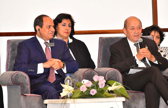 الرئيس عبد الفتاح السيسى بالجلسة الختامية لنموذج محاكاة مجلس الأمن الدولى (7)