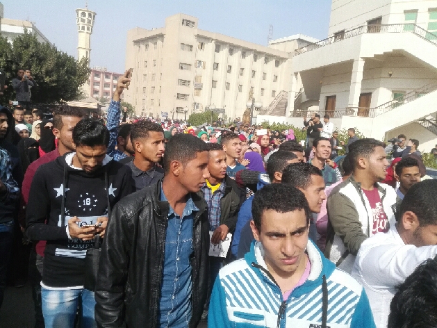 3- تظاهرة جامعة بنى سويف