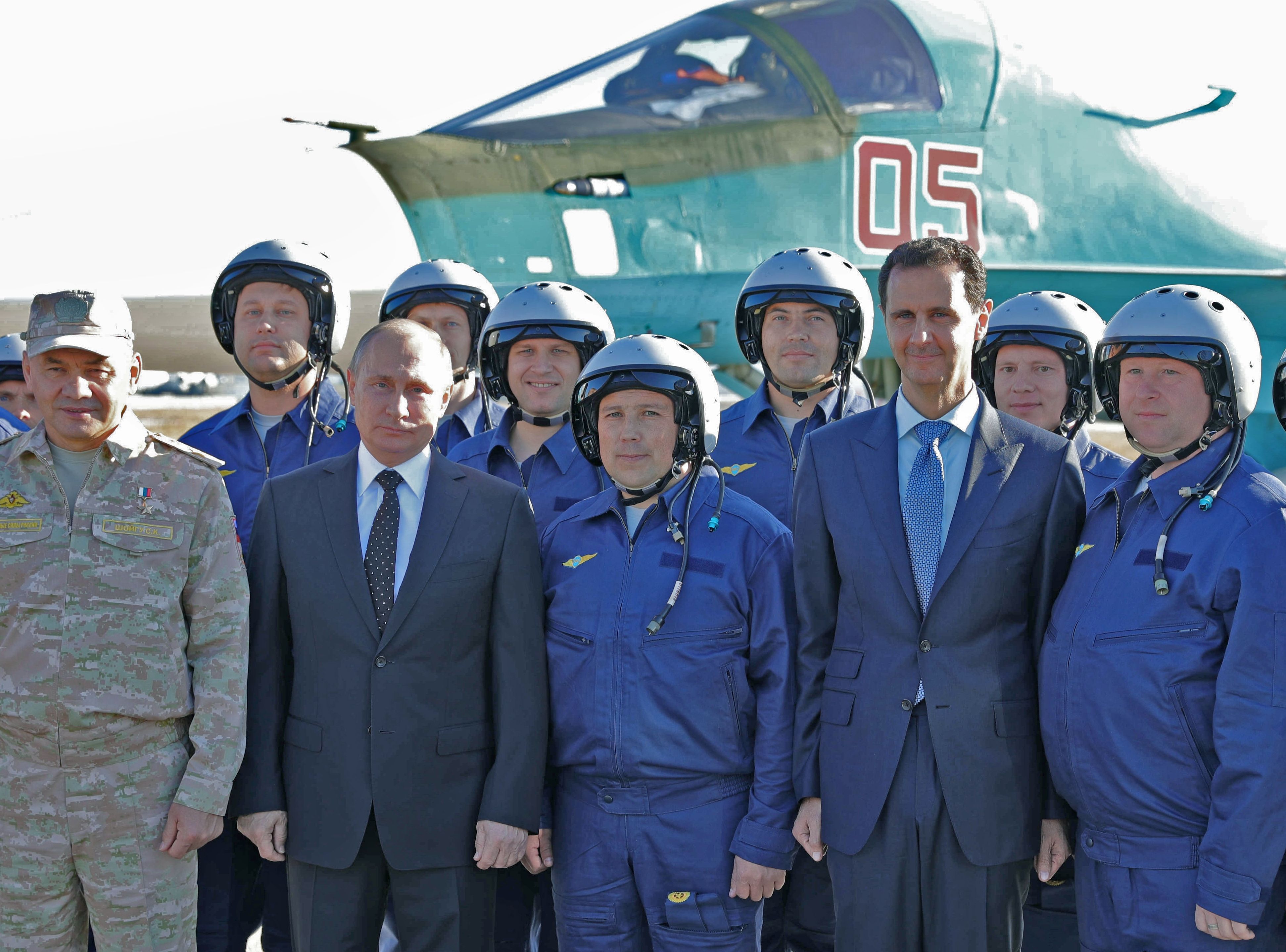 لقاء بوتين بالخبراء العسكريين 