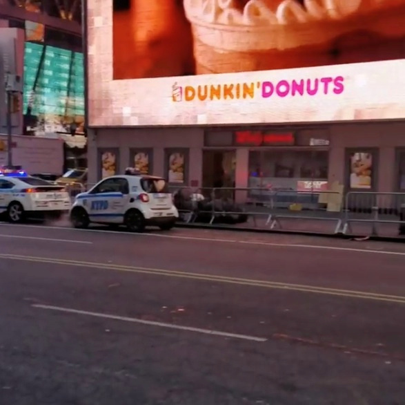 شرطة نيويورك تهرع إلى موقع الانفجار