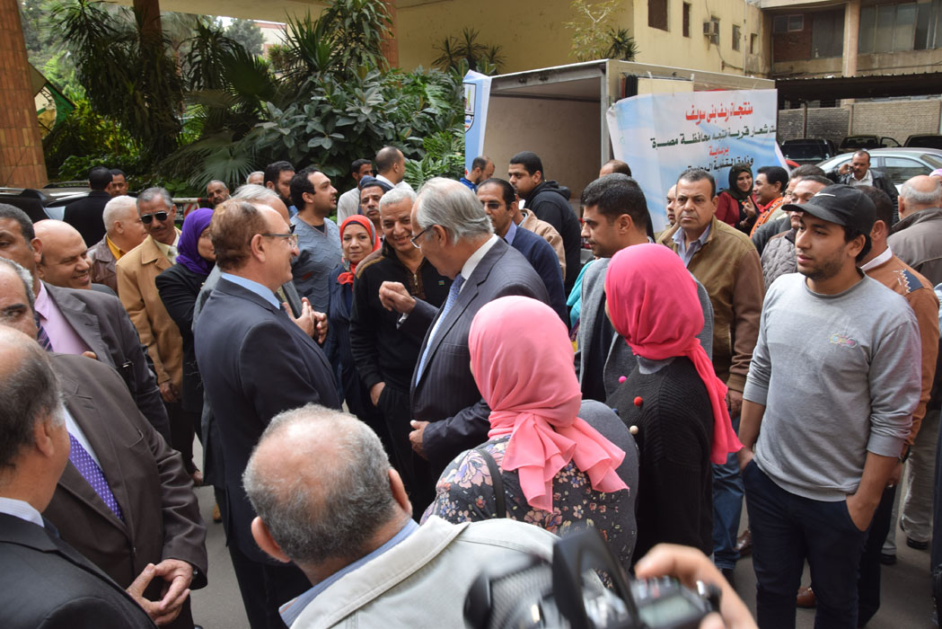 إقامة أول معرض بالقاهرة لمنتجات قرى بنى سويف  (13)