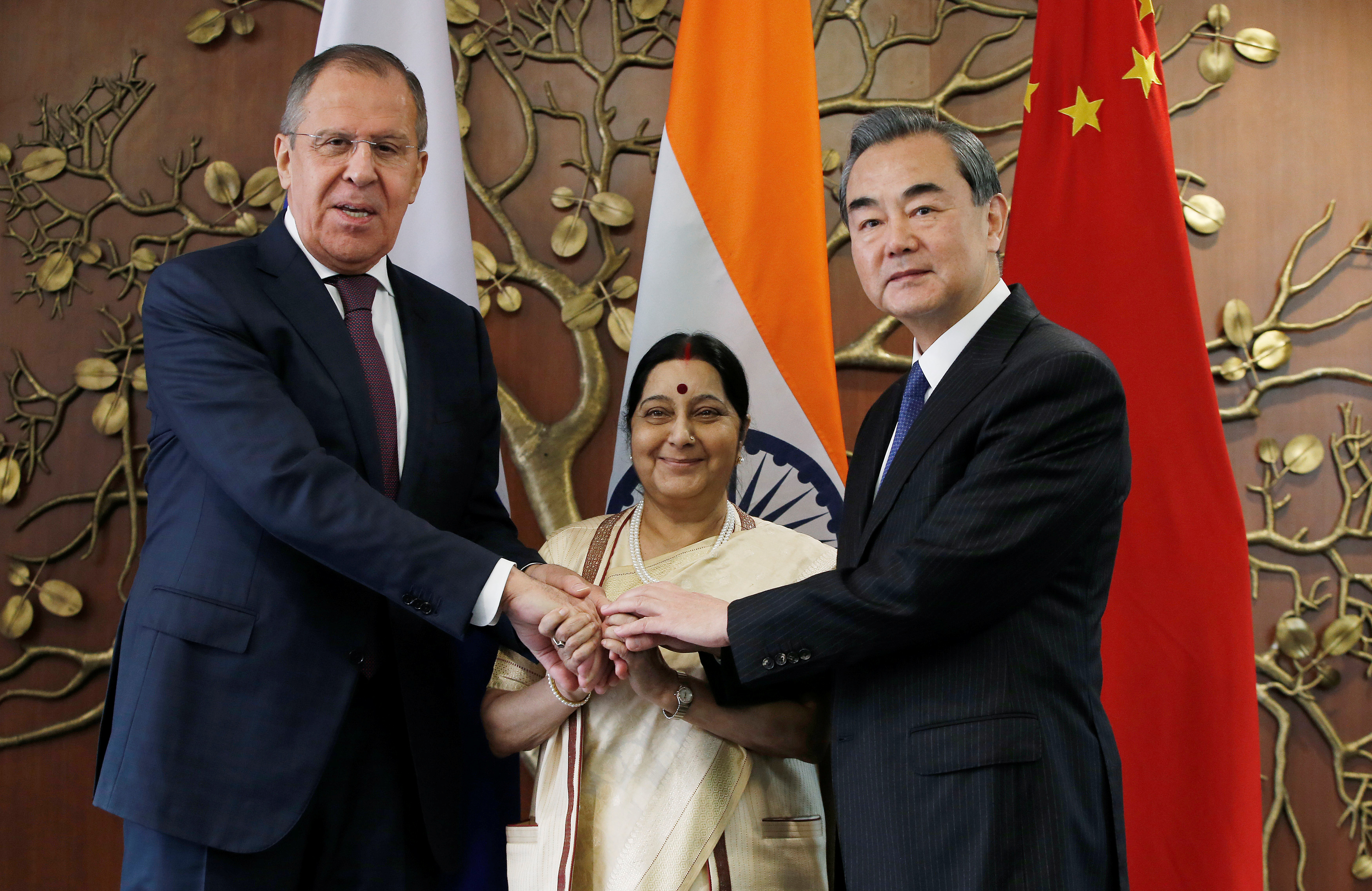 وزير خارجية روسيا والهند والصين