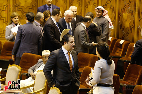 صور.. البرلمان العربى (16)