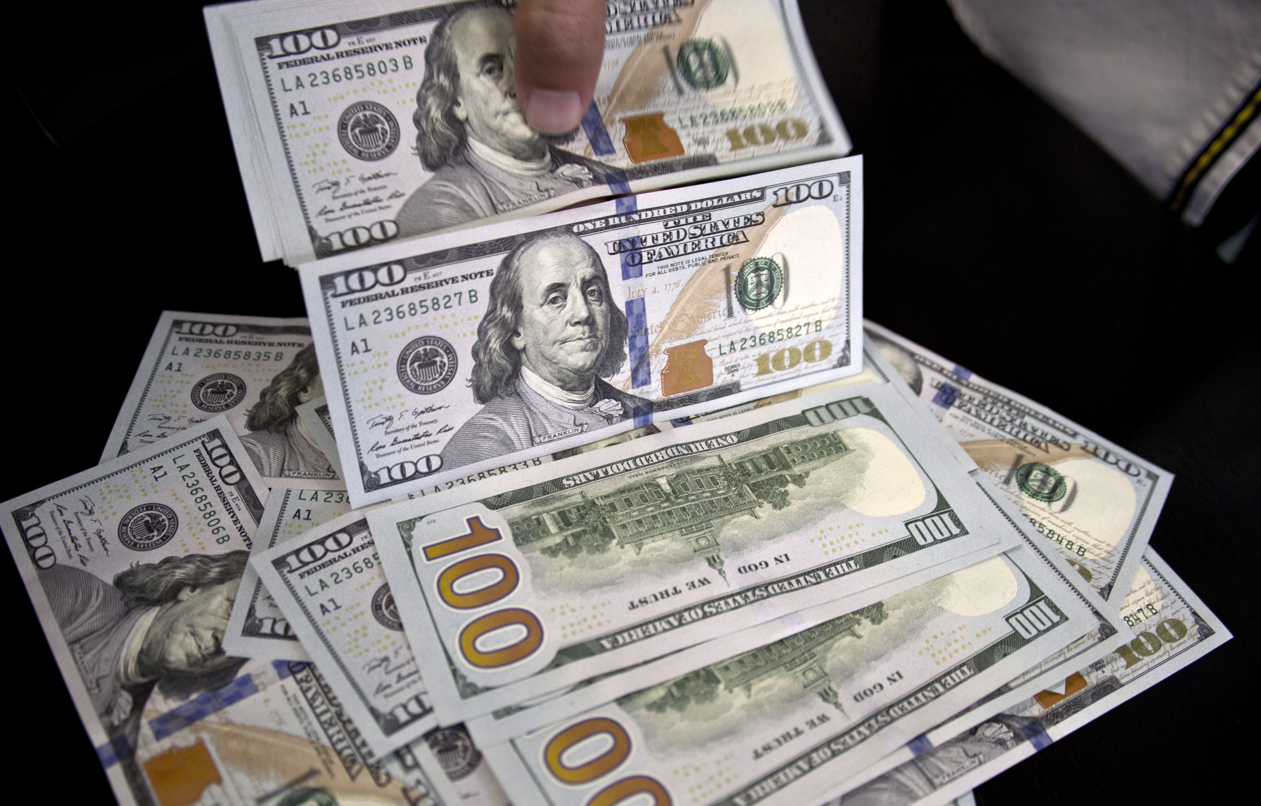 سعر الدولار اليوم الثلاثاء 2017 12 12 واستمرار استقرار العملة الأمريكية اليوم السابع