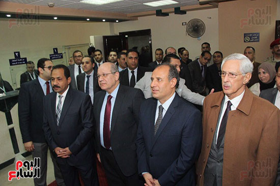 رئيس مجلس الدولة يفتتح مكتب خدمة المتقاضين بالإسكندرية (4)