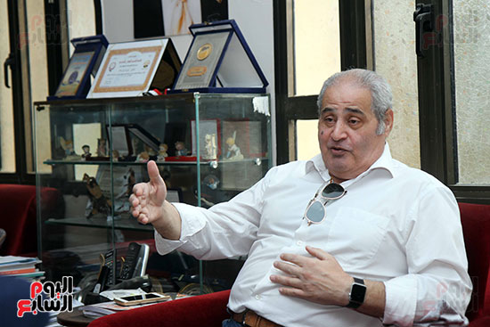 الدكتور نبيل فاروق (2)