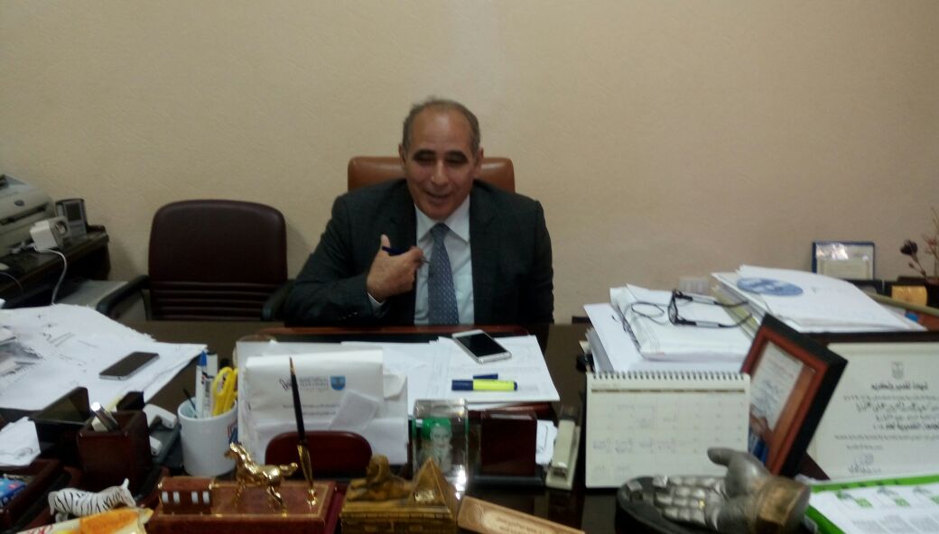 الدكتور سعيد عبدالعزيز أثناء حواره لليوم السابع