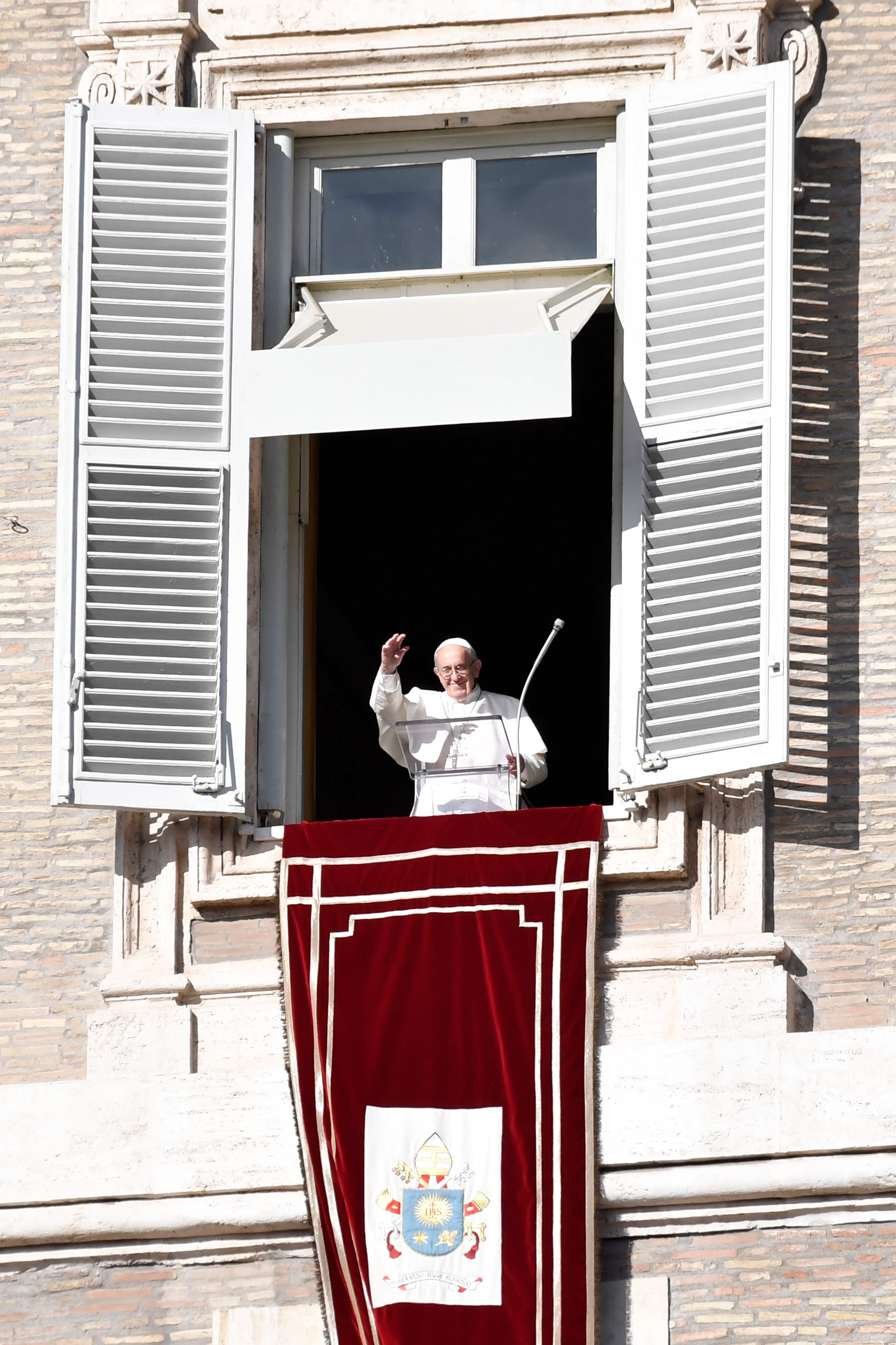  البابا فرانسيس خلال الاحتفال 