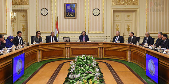 صور مصطفى مدبولى   (1رئيس الوزراء يرأس اجتماعا لمتابعة مشروعات التنمية فى الصعيد) (2)