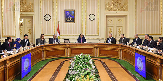 صور مصطفى مدبولى   (1رئيس الوزراء يرأس اجتماعا لمتابعة مشروعات التنمية فى الصعيد) (3)
