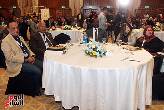 صور مؤتمر تنمية التجارة البينية بين مصر وإفريقيا  (12)