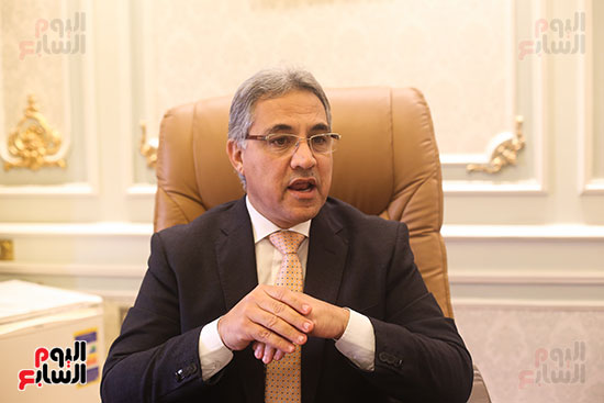 أحمد السجينى رئيس لجنة الإدارة المحلية بالبرلمان (1)