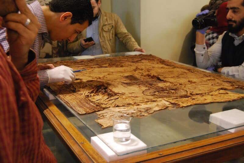 المتحف المصرى الكبير يستقبل ثلاث قطع أثرية من مقتنيات توت عنخ آمون (2)