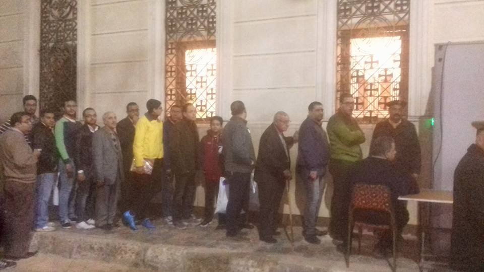 المئات يحضرون أول قداس بكنيسة مارجرجس  (4)