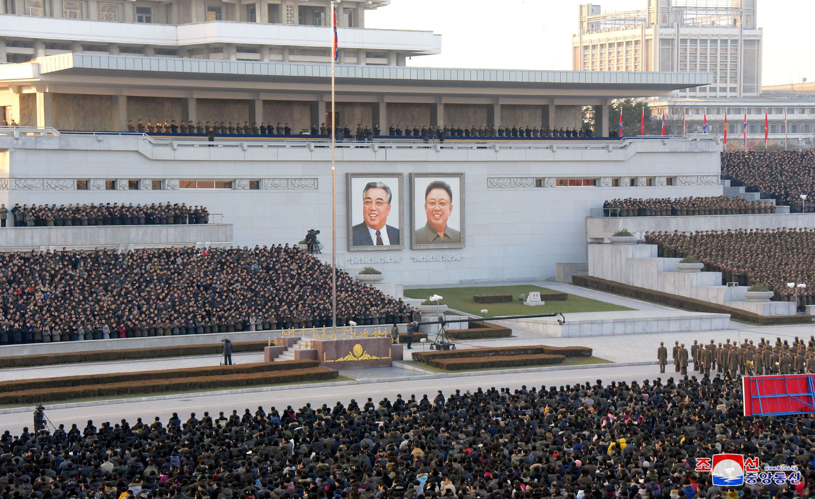 احتفالات حاشدة فى كوريا الشمالية