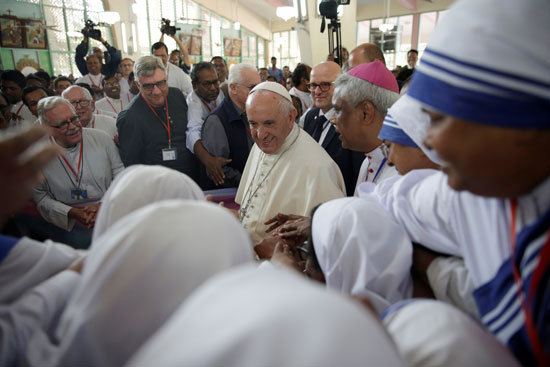 البابا فرنسيس يزور دار أيتام الأم تيريزا فى بنجلادش