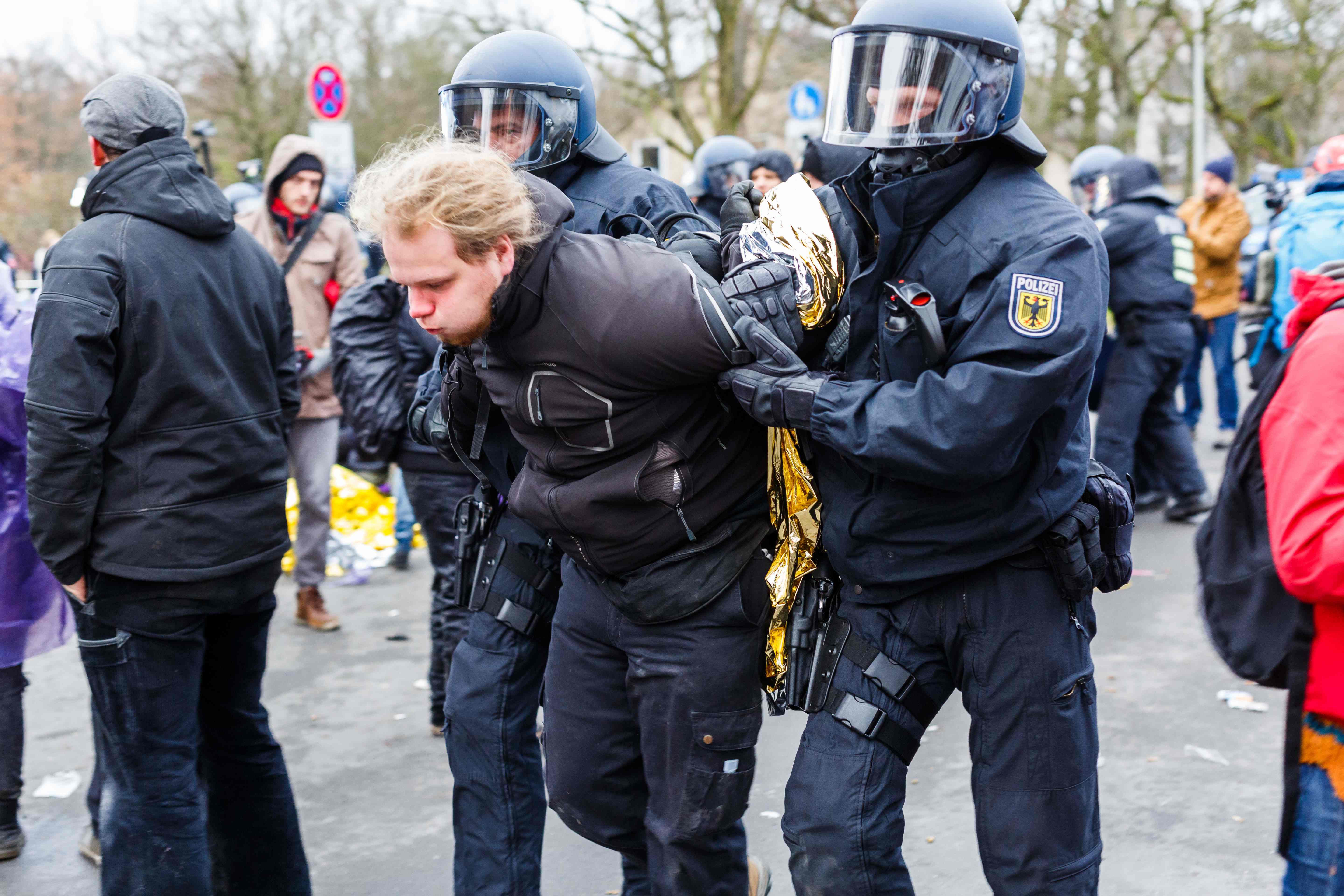 الشرطة الألمانية تعتقل متظاهر