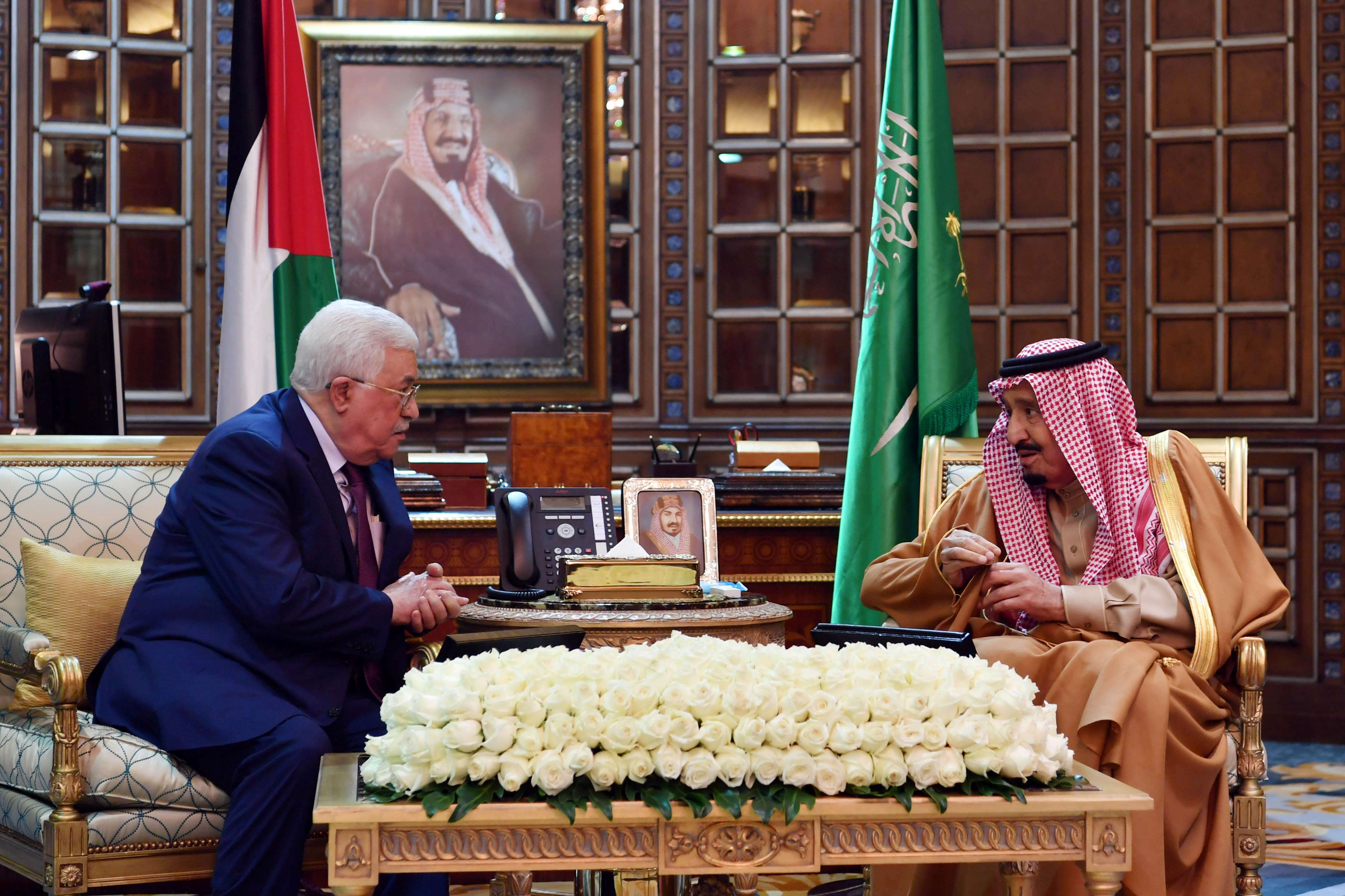 الملك سلمان يستقبل الرئيس الفلسطينى