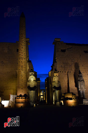 تماثيل رمسيس الثانى ومستله التاريخية بالمعبد