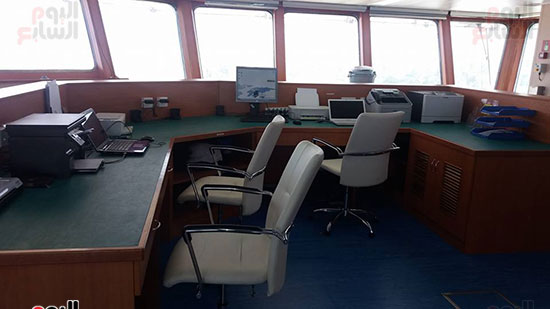  السفينة من الداخل