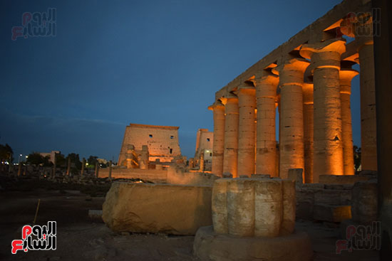  خلفية معبد الأقصر من الكورنيش