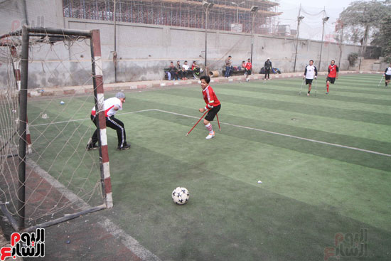 صور فريق كرة بقدم واحدة فى مصر والشرق الأوسط (24)