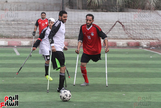 صور فريق كرة بقدم واحدة فى مصر والشرق الأوسط (27)