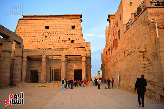  زيارات السياح لمعبد الأقصر