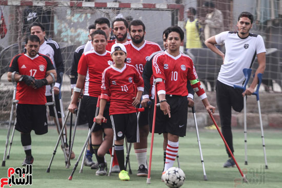 صور فريق كرة بقدم واحدة فى مصر والشرق الأوسط (15)