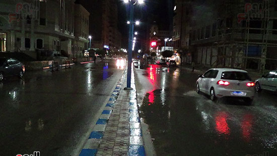  حركة المرور فى شارع زاهر جلال خلال سقوط الأمطار