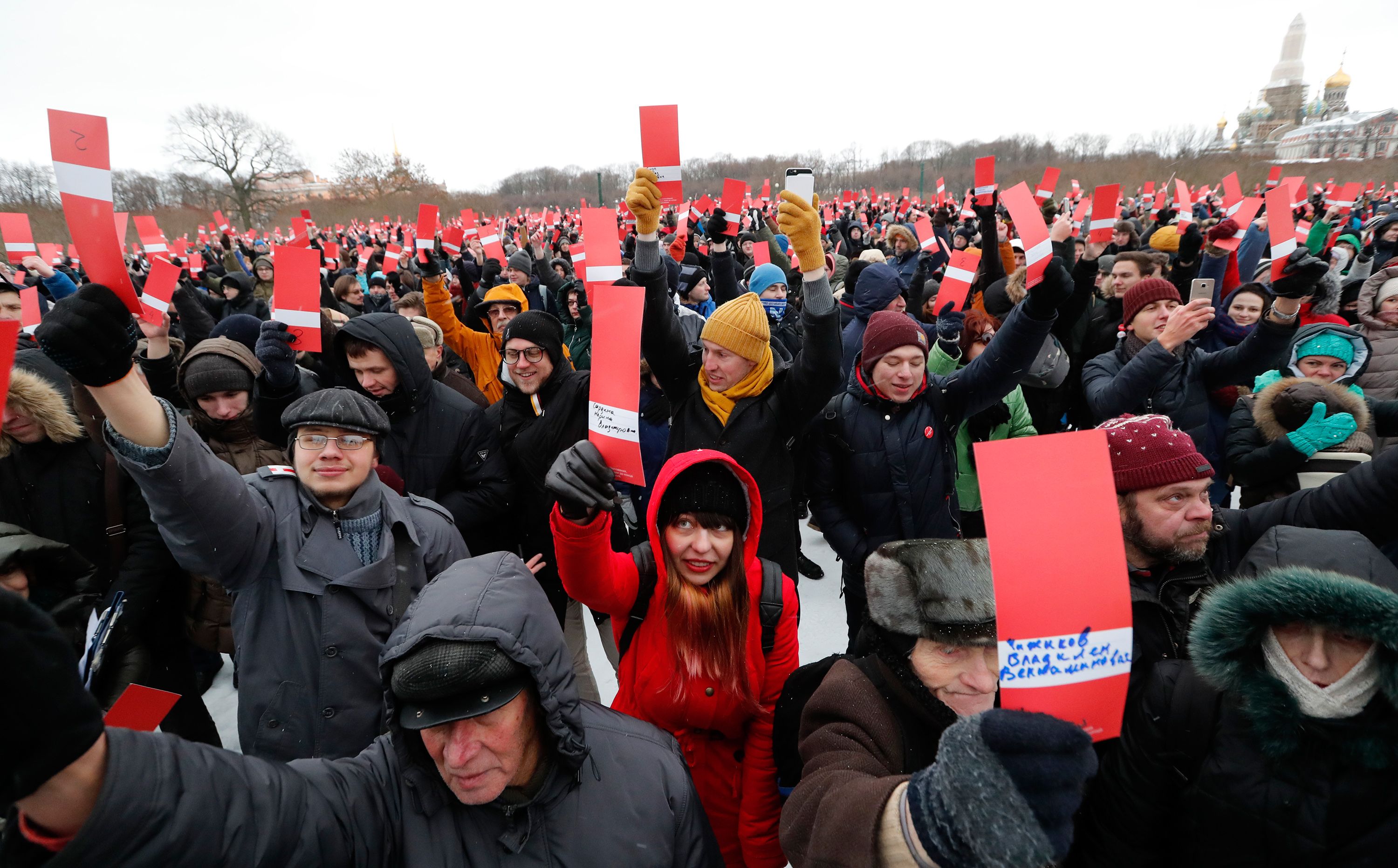 مؤيدو المعارض الروسى نافالنى يتظاهرون لدعمه للانتخابات الرئاسية