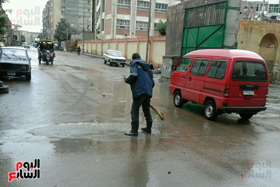 أمطار متوسطة وسط الإسكندرية