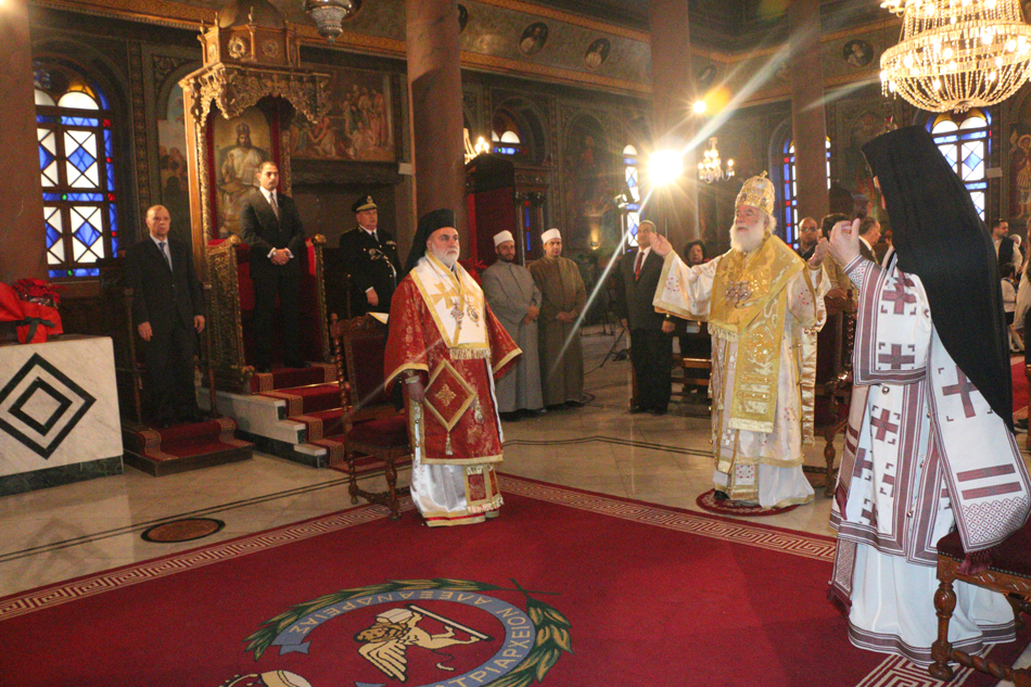 محافظ القاهرة يشارك الروم الأرثوذكس احتفالات وقداس عيد الميلاد المجيد (4)