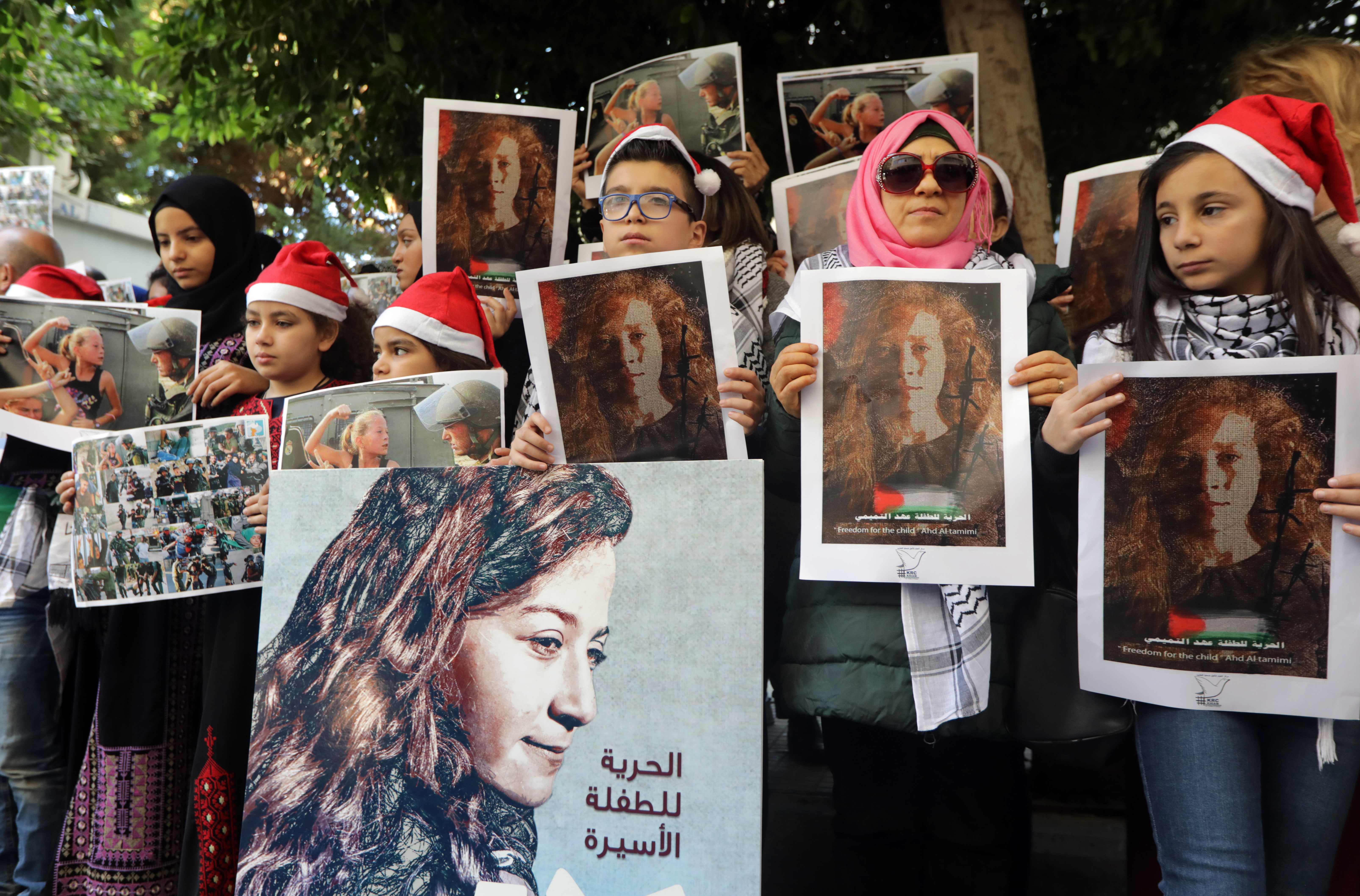  تظاهرات اللبنانيون فى بيروت 