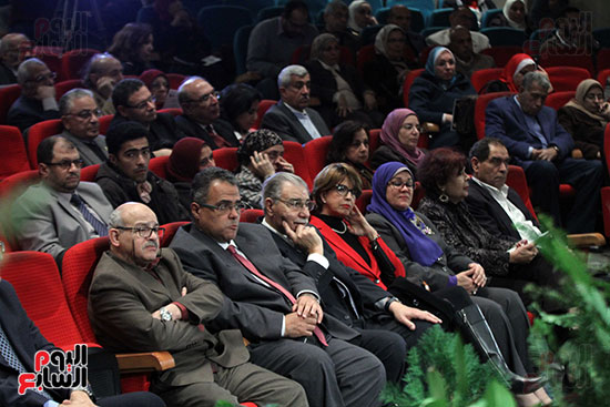 صور المؤتمر السنوى الـ44 لرابطة العلماء المصريين بكندا وأمريكا بعين شمس (19)