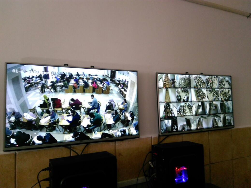 مراقبة الامتحانات بالكاميرات فى جامعة عين شمس (3)