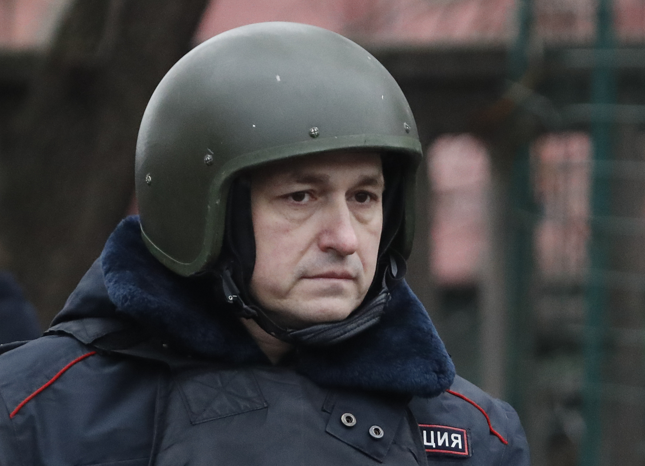 أحد عناصر الشرطة الروسية