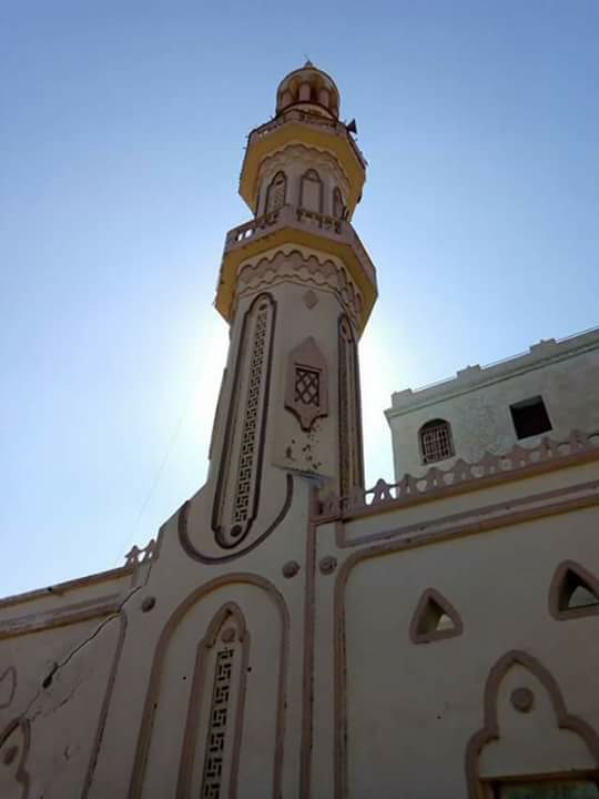  جانب من اعمال تطوير المسجد بمدينة اسنا