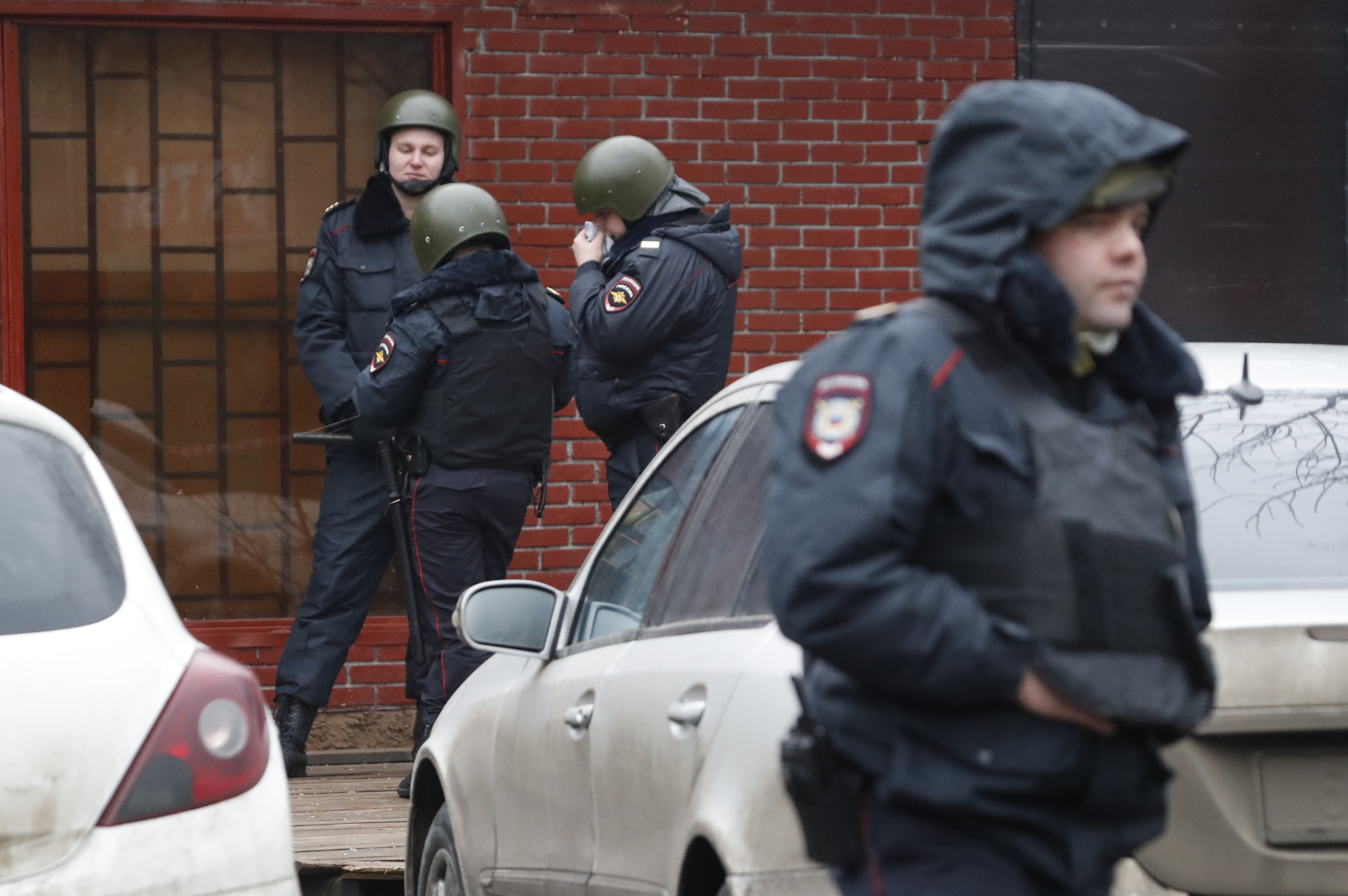 الشرطة الروسية بموقع الحادث