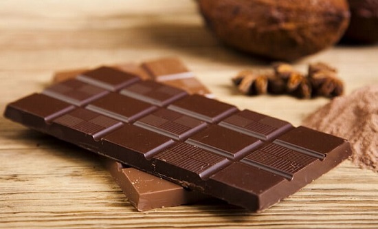 Milk-Chocolate-vs-Dark-Chocolate-Health-Benefits-1