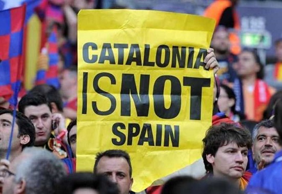 جانب من التظاهرات الداعية لانفصال إقليم كتالونيا
