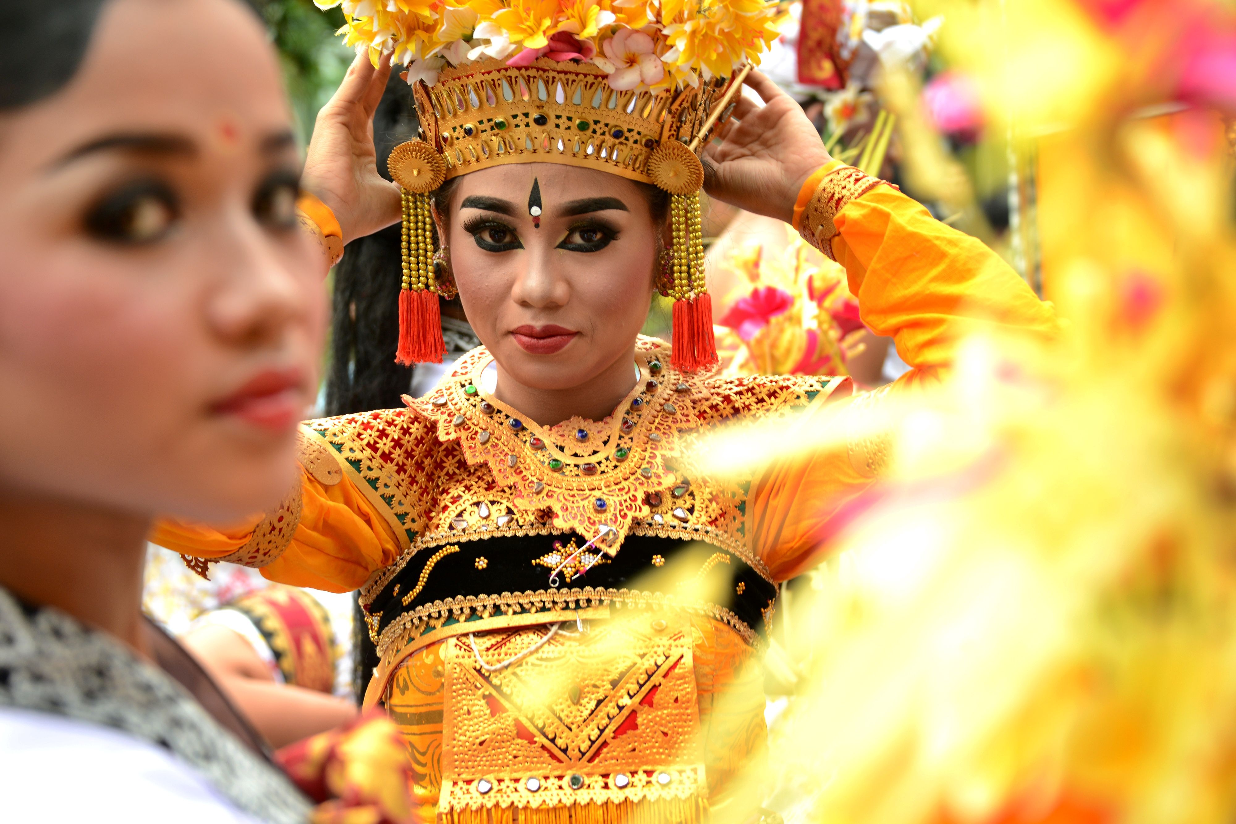 احتفالات شعبية بالعام الجديد فى إندونيسيا