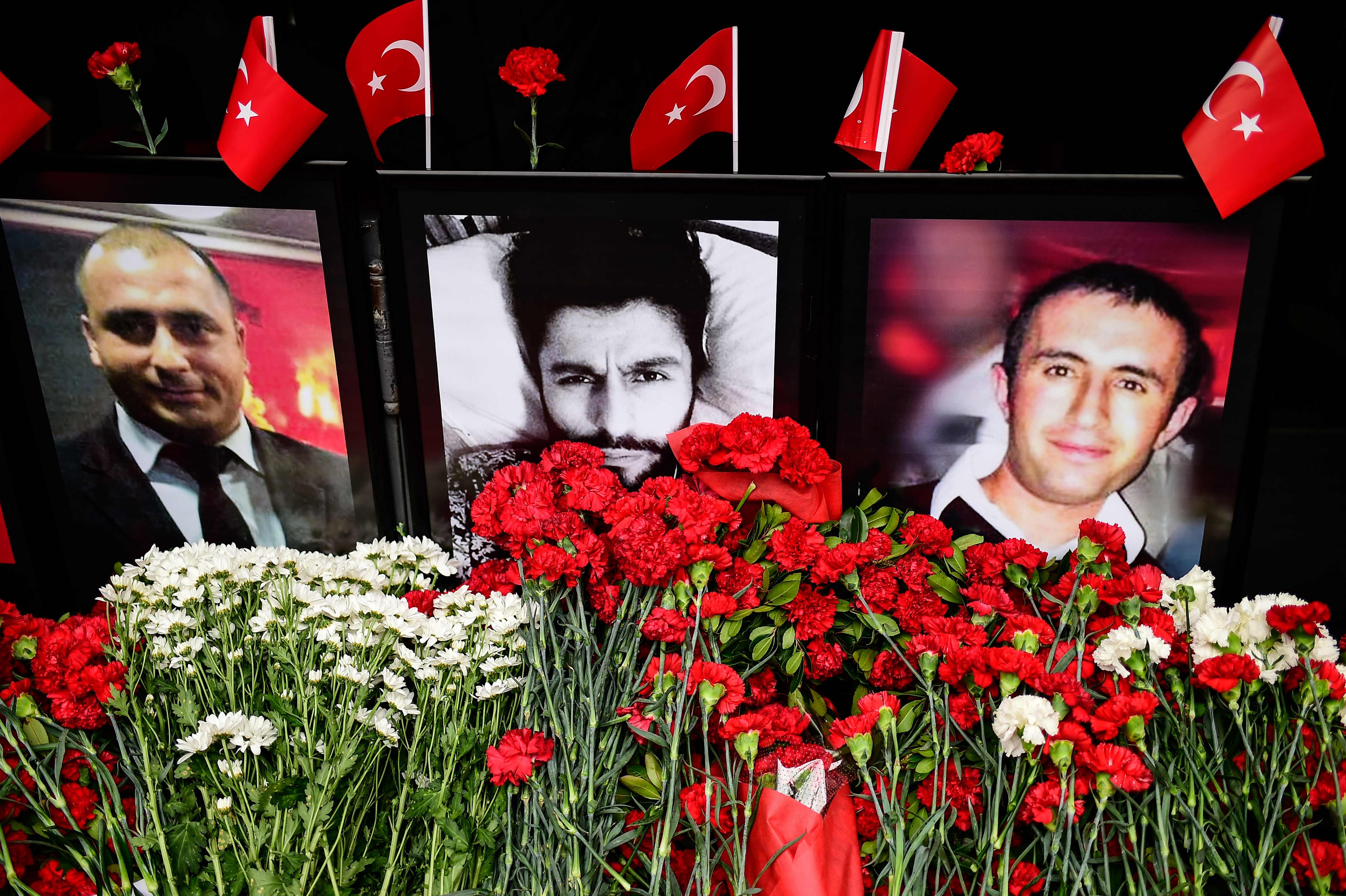 صور ضحايا هجوم اسطنبول أمام الملهى الليلى