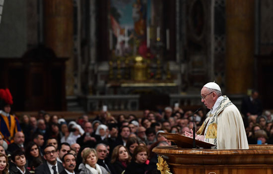 صور البابا فرانسيس يترأس قداس لصالح ضحايا حادث مارمينا بحلوان (8)