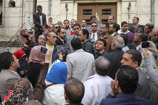 محامون يتظاهرون على سلالم نقابتهم لرفض شروط القيد وتنقية الجداول (8)